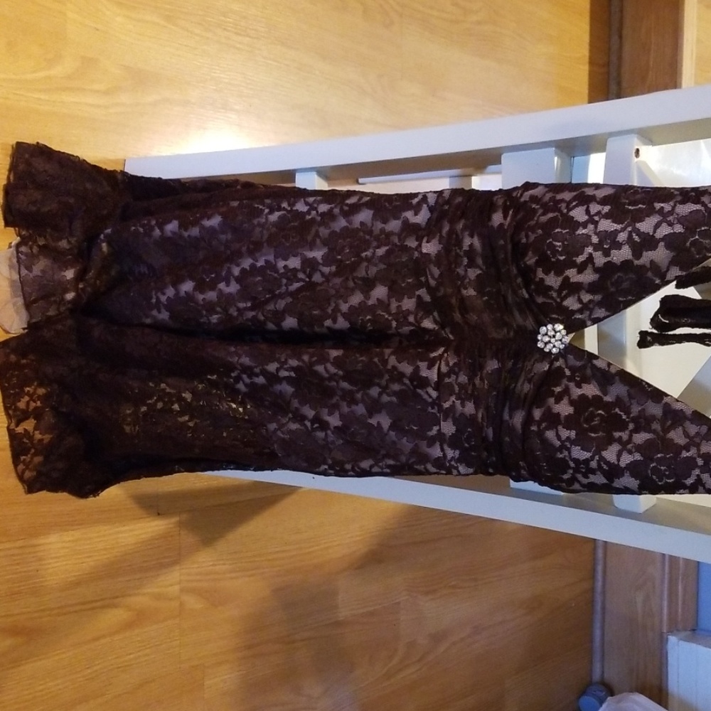 Brown dress